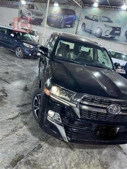 تويوتا لاندكروزر